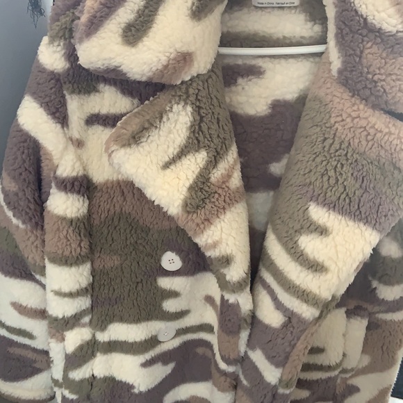 Pippa Sherpa camo coat - Picture 4 of 5